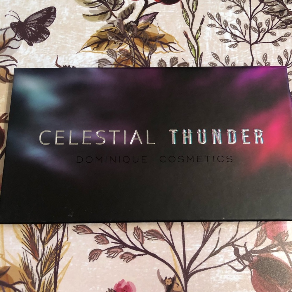 Dominique Cosmetics Palette